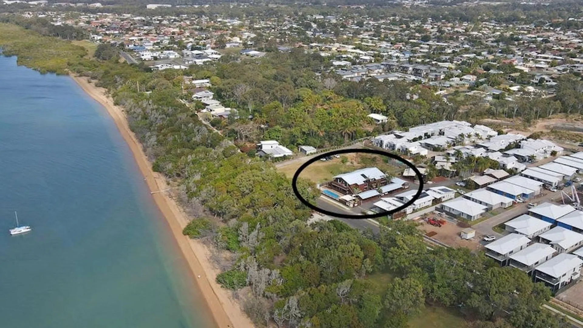 Boat Harbour Apartments Studio Urangan Australia