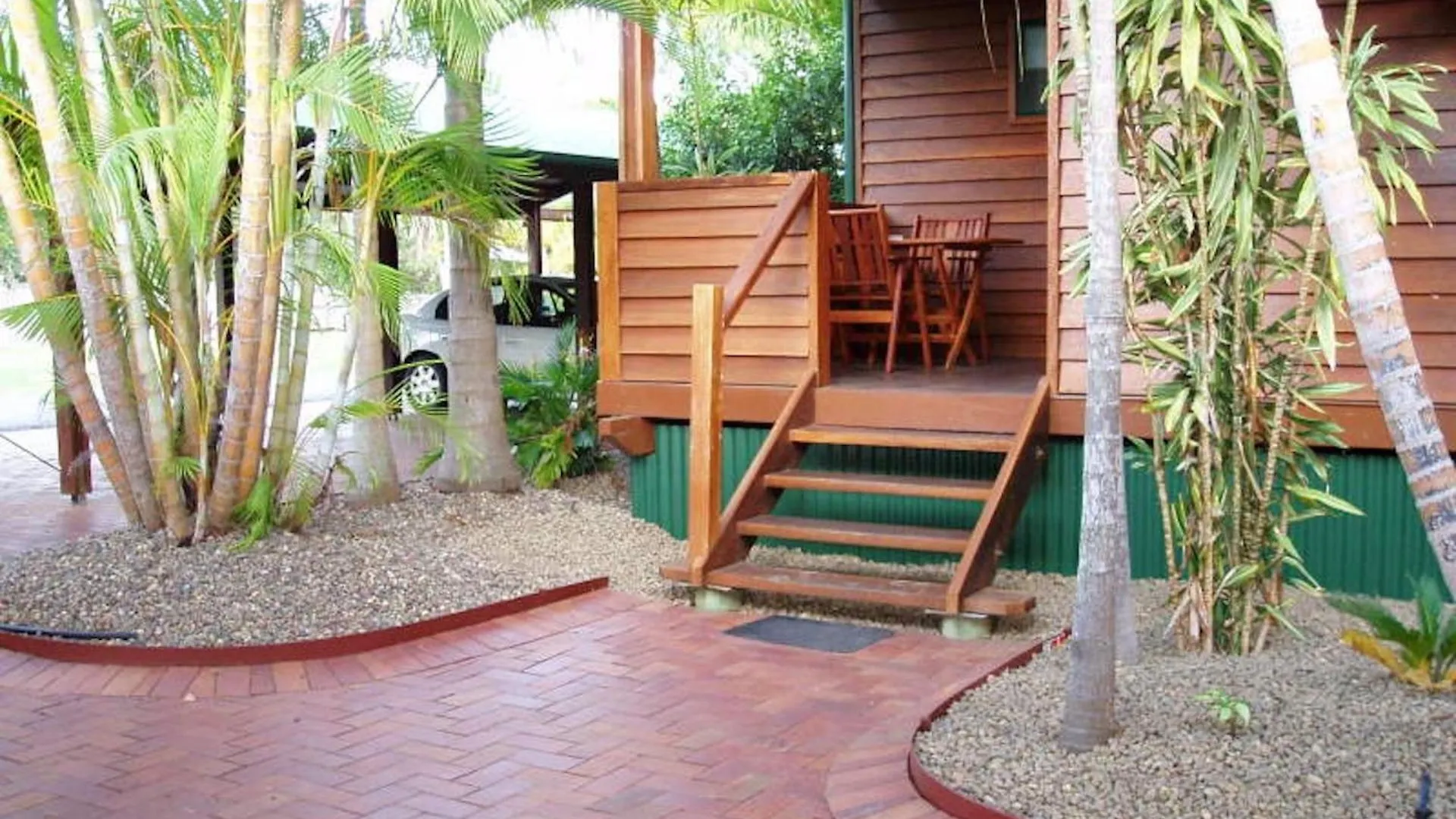 Boat Harbour Apartments Studio Urangan