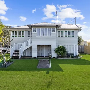 Holiday home 40 King St, Urangan